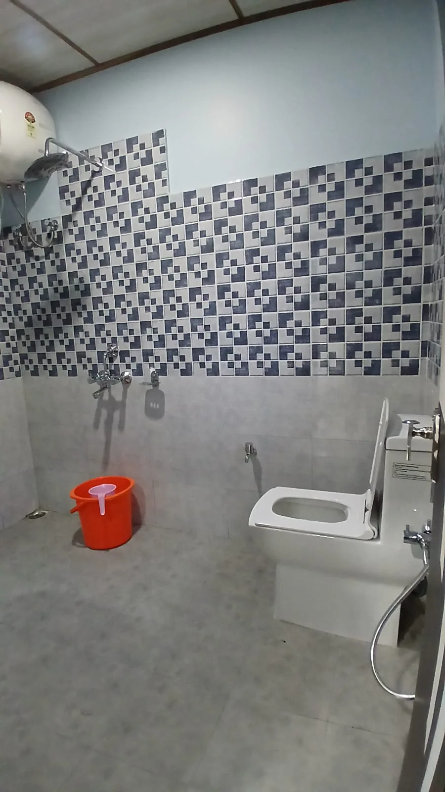 Garden Cottage bathroom with geometric tiles